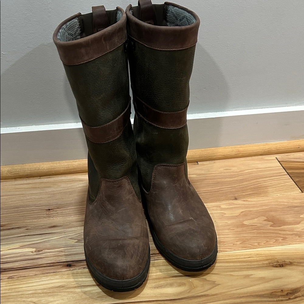 Women’s waterproof pasture boots from Dubarry of Ireland. Size 41